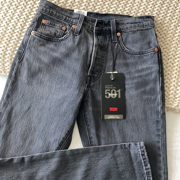 NWT Levi’s 501 Skinny Jeans - Picture 5 of 16
